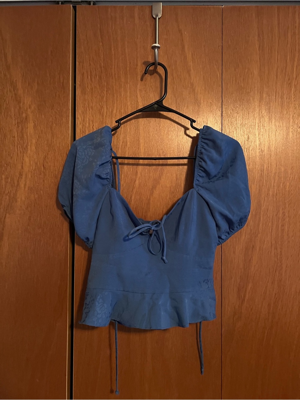 BCBGeneration Blue Puff-Sleeve Tie-Front Peplum Top